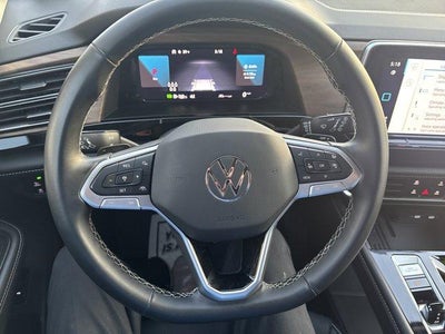2025 Volkswagen Atlas 2.0T SE w/Technology 4MOTION