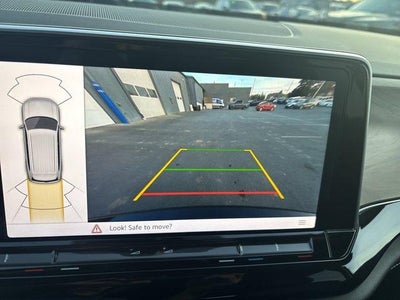 2025 Volkswagen Atlas 2.0T SE w/Technology 4MOTION