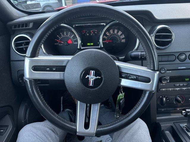 2005 Ford Mustang GT Deluxe