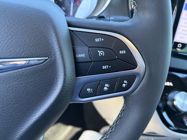 2024 Chrysler Pacifica Touring L FWD