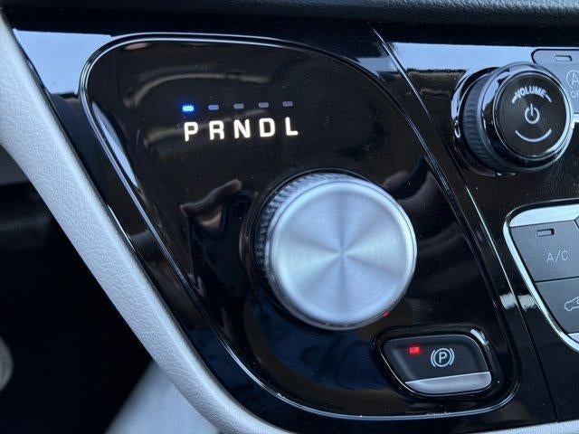 2024 Chrysler Pacifica Touring L FWD