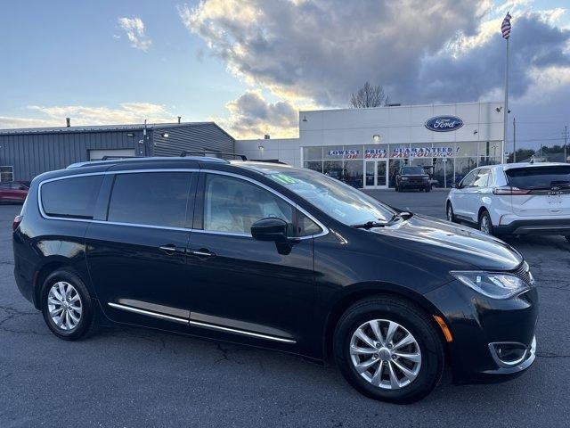 2018 Chrysler Pacifica Touring L FWD