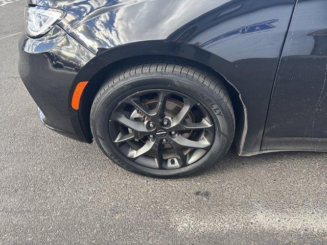 2025 Chrysler Pacifica Limited FWD