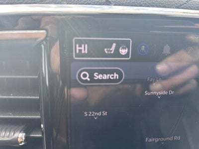 2025 Chrysler Pacifica Limited FWD