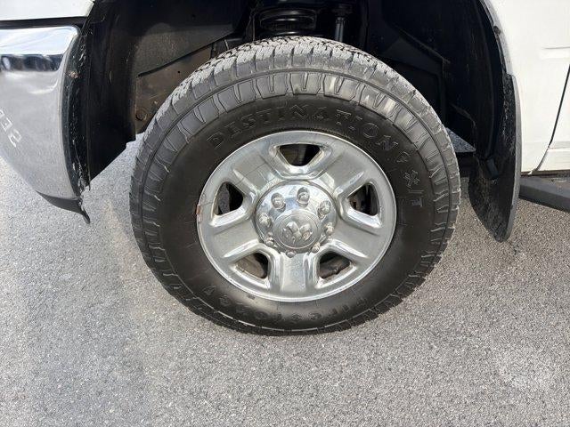 2015 RAM 3500 4WD Crew Cab 8 Ft Box Tradesman