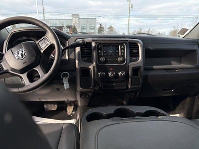 2015 RAM 3500 4WD Crew Cab 8 Ft Box Tradesman