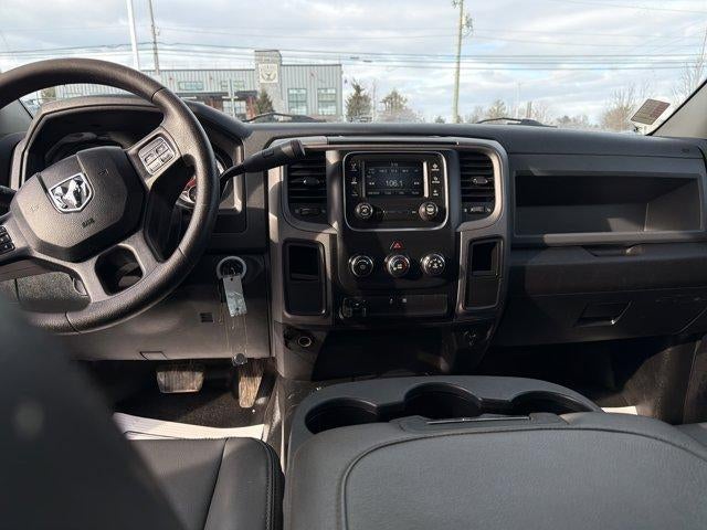 2015 RAM 3500 4WD Crew Cab 8 Ft Box Tradesman