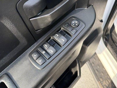 2015 RAM 3500 4WD Crew Cab 8 Ft Box Tradesman