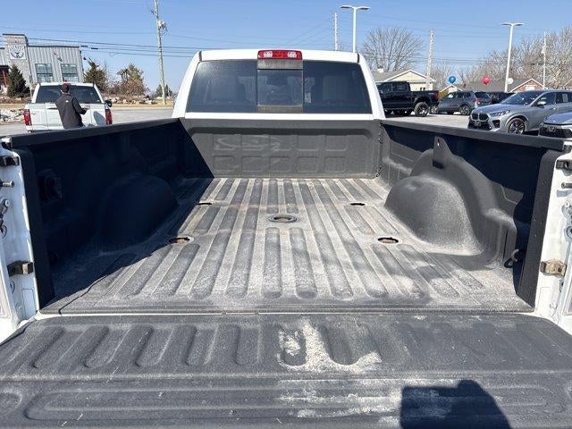 2016 RAM 3500 4WD Crew Cab 8 Ft Box Laramie