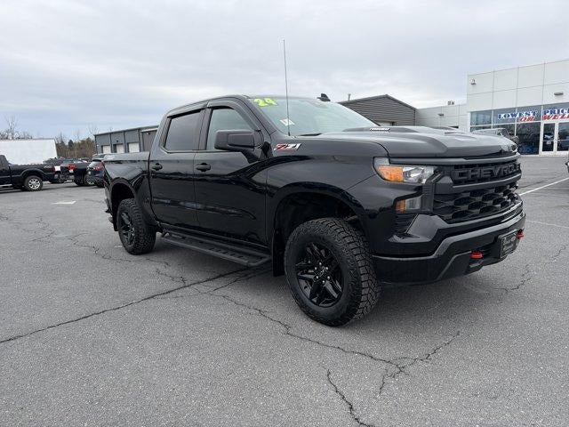 2024 Chevrolet Silverado 1500 Crew Cab Short Box 4-Wheel Drive Custom Trail Boss