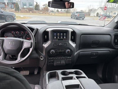 2024 Chevrolet Silverado 1500 Crew Cab Short Box 4-Wheel Drive Custom Trail Boss