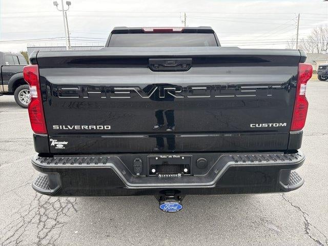 2024 Chevrolet Silverado 1500 Crew Cab Short Box 4-Wheel Drive Custom Trail Boss