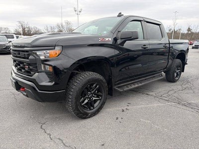2024 Chevrolet Silverado 1500 Crew Cab Short Box 4-Wheel Drive Custom Trail Boss
