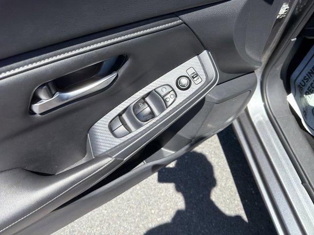2024 Nissan Sentra SV CVT