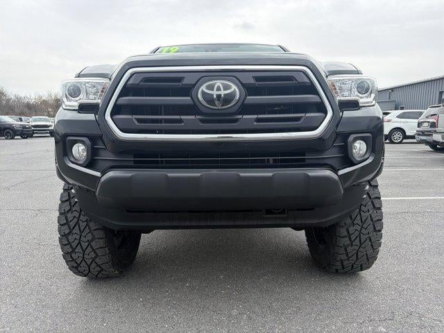 2019 Toyota Tacoma 4WD 4WD SR5 Double Cab 5' Bed V6 AT (GS)