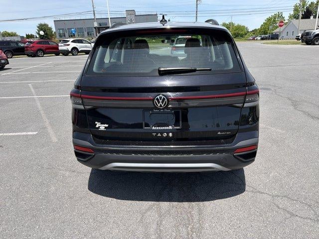 2025 Volkswagen Taos S 4MOTION