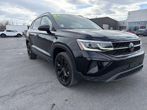 2024 Volkswagen Taos SE Black FWD