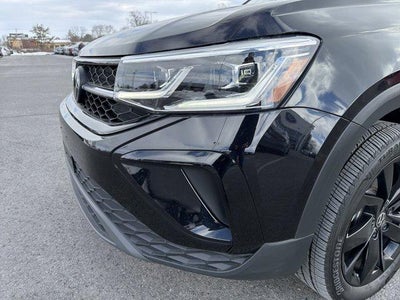 2024 Volkswagen Taos SE Black FWD