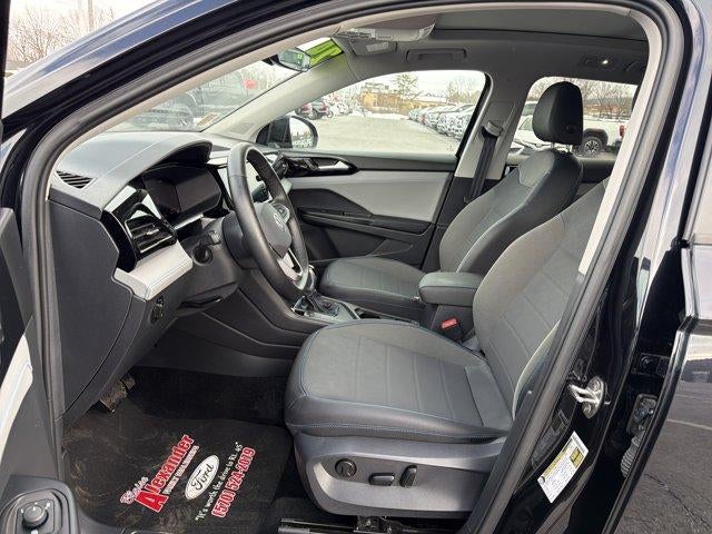 2024 Volkswagen Taos SE Black FWD