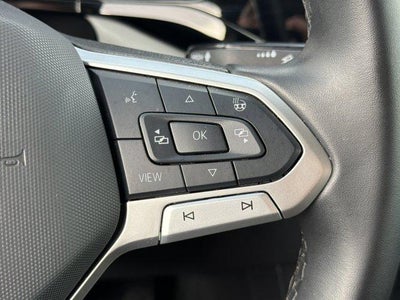 2024 Volkswagen Taos SE Black FWD