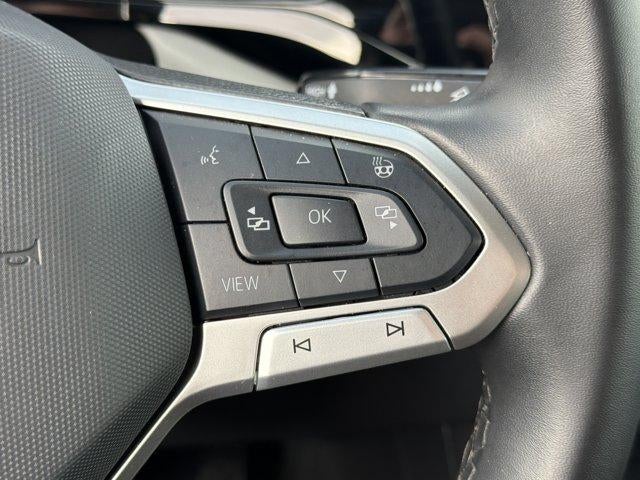 2024 Volkswagen Taos SE Black FWD