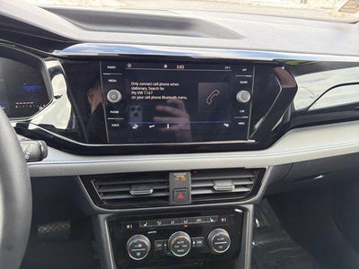 2024 Volkswagen Taos SE Black FWD