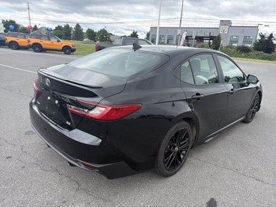 2025 Toyota Camry SE (SE)