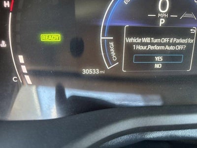 2025 Toyota Camry LE (SE)