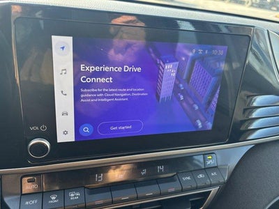 2025 Toyota Camry LE (SE)