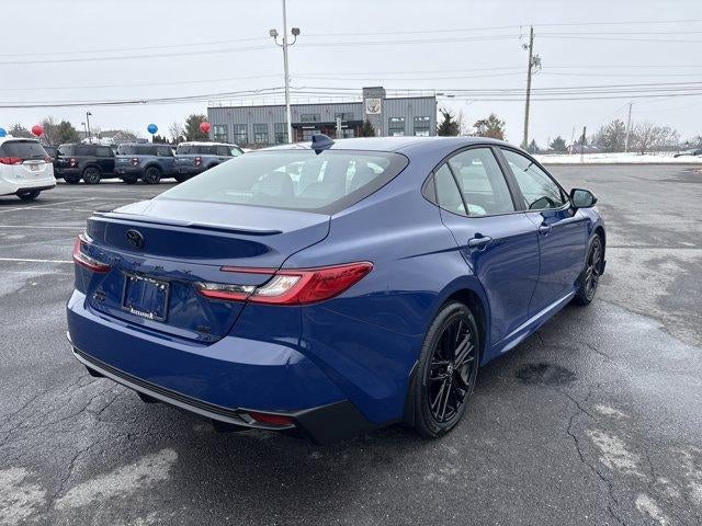 2025 Toyota Camry SE AWD (Natl)