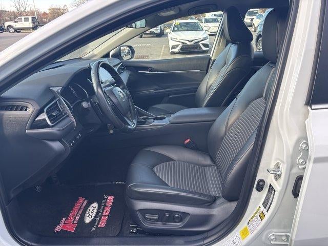 2024 Toyota Camry SE Auto (SE)