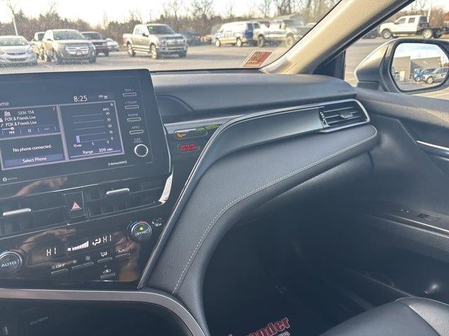 2024 Toyota Camry SE Auto (SE)