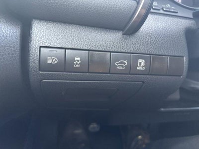 2024 Toyota Camry SE Auto (SE)