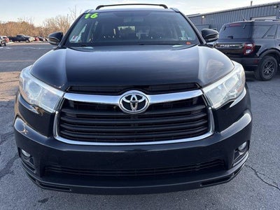 2016 Toyota Highlander AWD 4dr V6 XLE (Natl)
