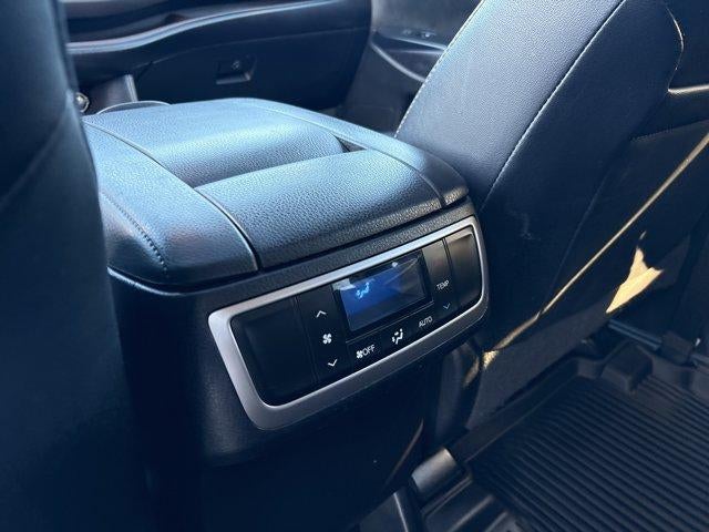 2016 Toyota Highlander AWD 4dr V6 XLE (Natl)