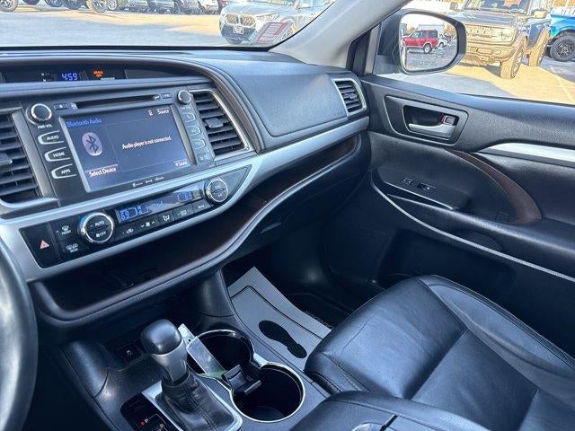 2016 Toyota Highlander AWD 4dr V6 XLE (Natl)