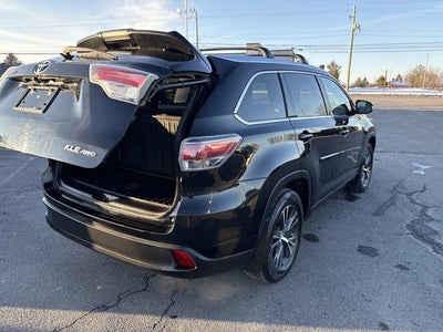 2016 Toyota Highlander AWD 4dr V6 XLE (Natl)