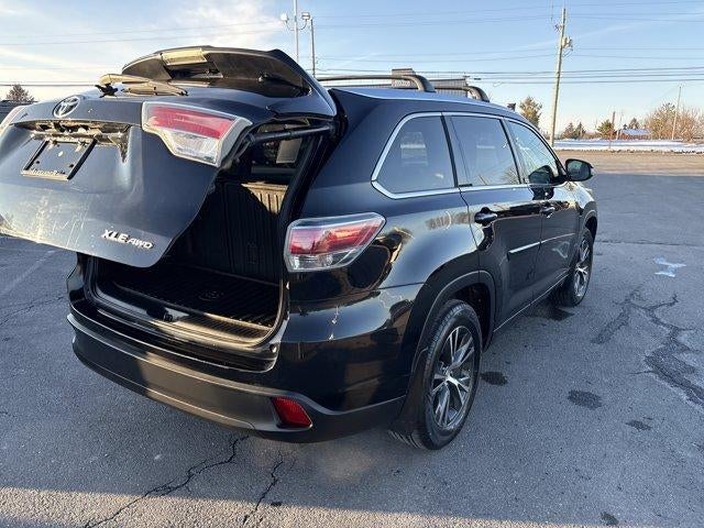 2016 Toyota Highlander AWD 4dr V6 XLE (Natl)