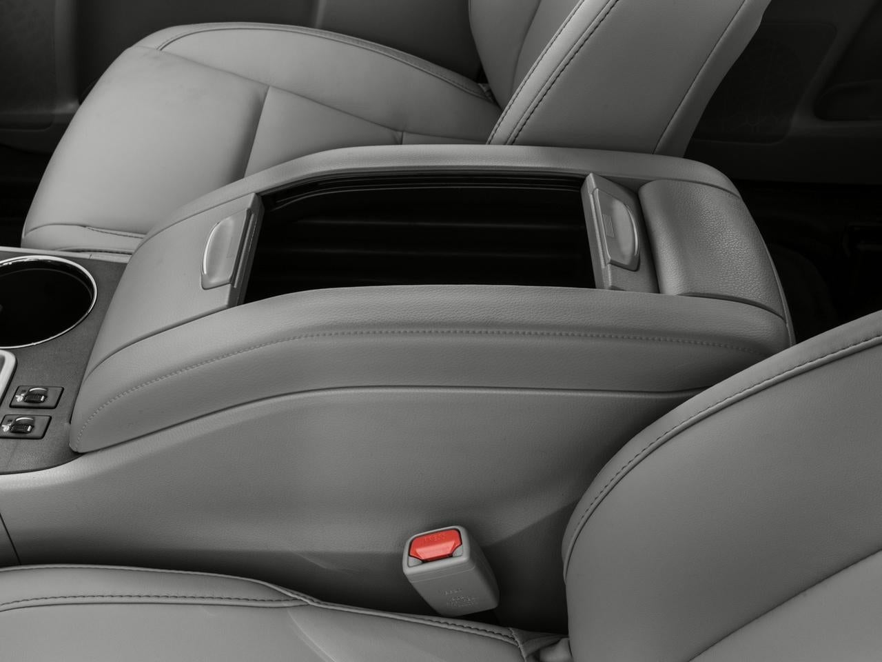 2016 Toyota Highlander AWD 4dr V6 XLE (Natl)