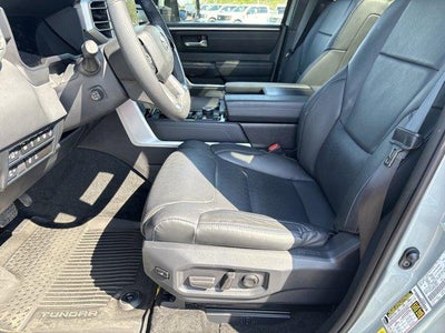 2024 Toyota Tundra 4WD 4WD Platinum CrewMax 5.5' Bed (Natl)