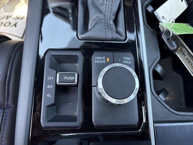 2024 Toyota Tundra 4WD 4WD Platinum CrewMax 5.5' Bed (Natl)