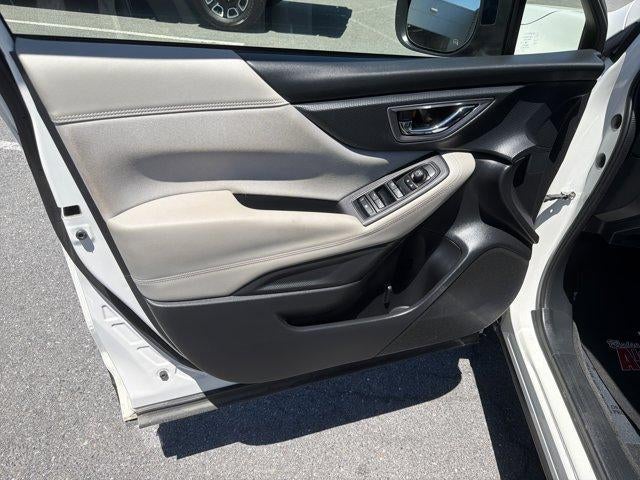 2022 Subaru Forester Premium CVT