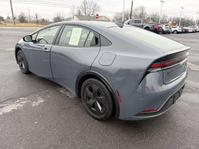 2025 Toyota Prius LE (Natl)