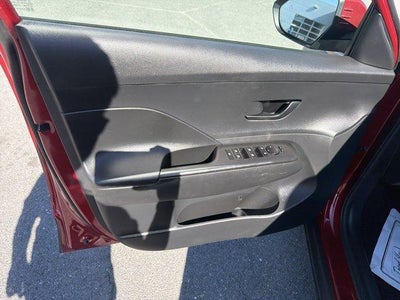 2025 Hyundai KONA SEL FWD