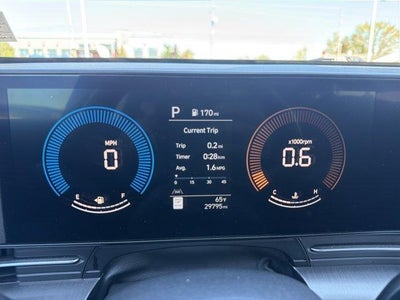 2025 Hyundai KONA SEL FWD