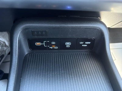 2025 Hyundai KONA SEL FWD