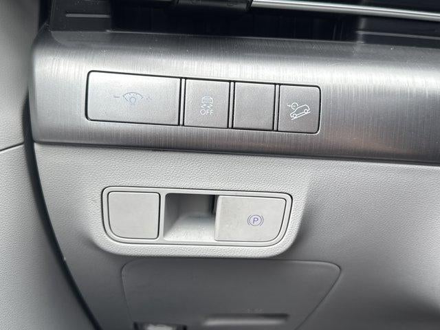 2024 Hyundai KONA SEL FWD