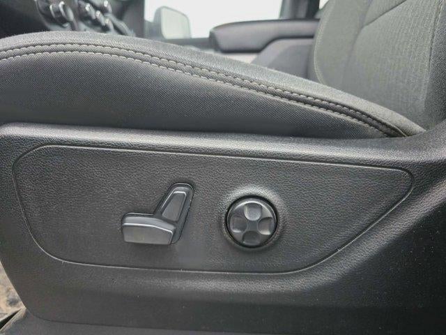 2021 RAM 1500 Big Horn 4x2 Quad Cab 6'4" Box