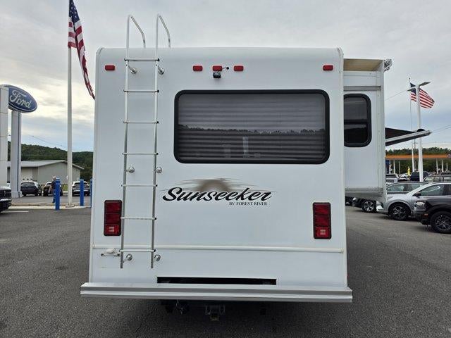 2012 Ford Econoline Commercial Cutaway E-450 Super Duty 158" DRW