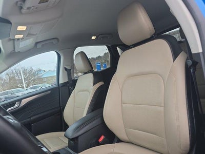 2021 Ford Escape Titanium Hybrid AWD